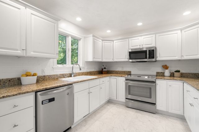 121 Nonantum St A, Boston, MA 02135