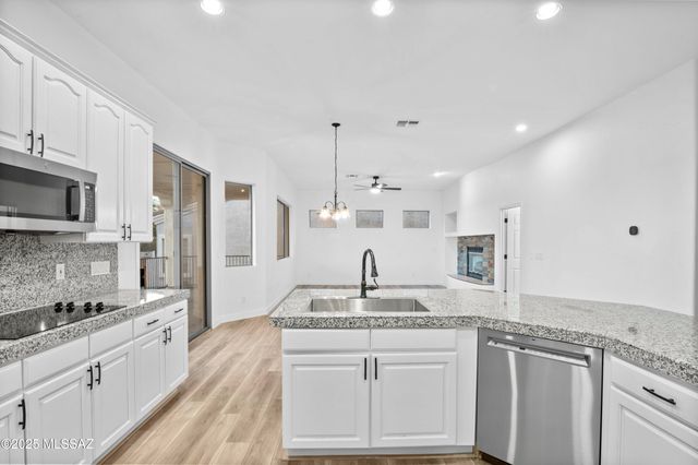 7817 N Vía Laguna Niguel, Tucson, AZ 85743