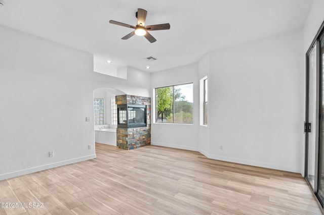 7817 N Vía Laguna Niguel, Tucson, AZ 85743