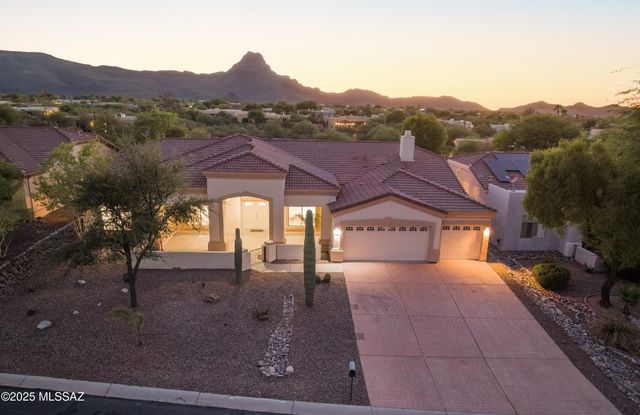 7817 N Vía Laguna Niguel, Tucson, AZ 85743