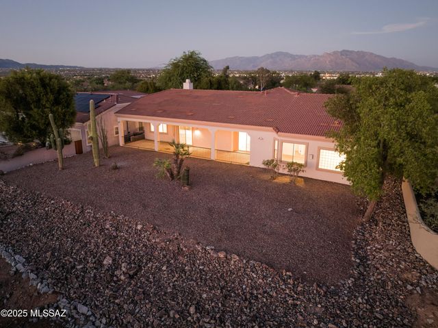 7817 N Vía Laguna Niguel, Tucson, AZ 85743