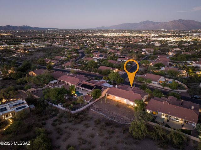 7817 N Vía Laguna Niguel, Tucson, AZ 85743