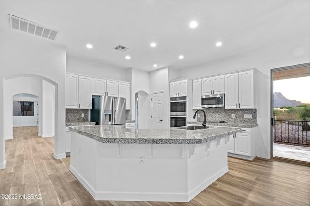 7817 N Vía Laguna Niguel, Tucson, AZ 85743