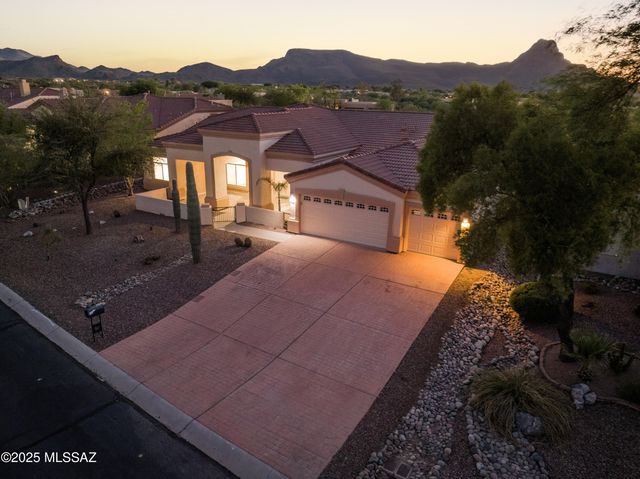 7817 N Vía Laguna Niguel, Tucson, AZ 85743