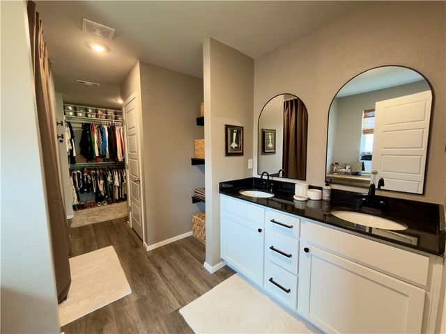 4402 Sackett Avenue, Bentonville, AR 72713