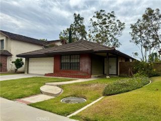 2020 Seaview, Fullerton, CA 92833