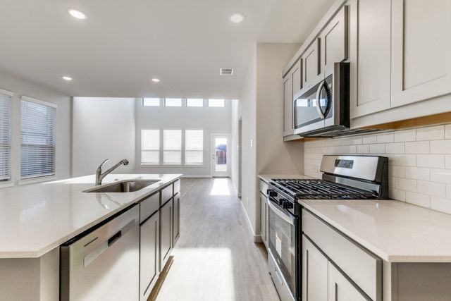 107 Huckleberry Road, Forney, TX 75126