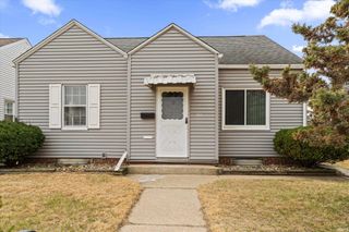 2111 Inglewood Place, South Bend, IN 46616