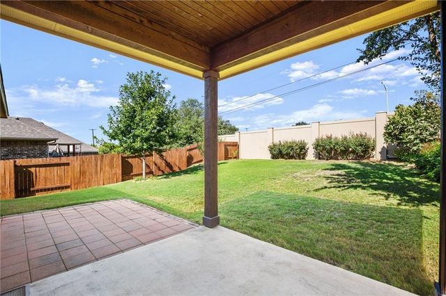 112 W Adelanta PL, Round Rock, TX 78681