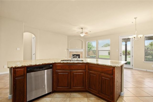 112 W Adelanta PL, Round Rock, TX 78681