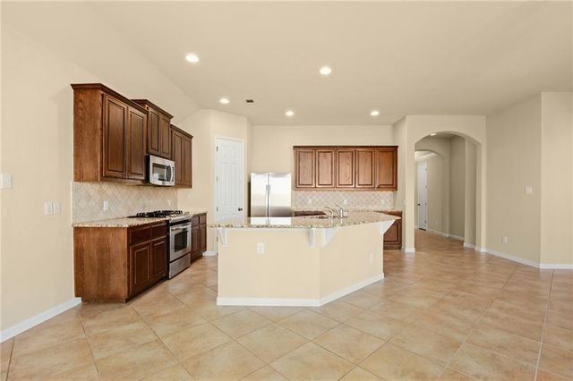 112 W Adelanta PL, Round Rock, TX 78681