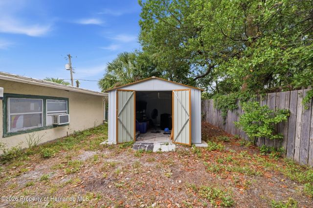 11129 Pine Tree Lane, Port Richey, FL 34668