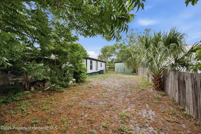 11129 Pine Tree Lane, Port Richey, FL 34668
