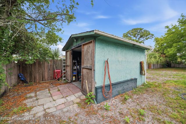 11129 Pine Tree Lane, Port Richey, FL 34668