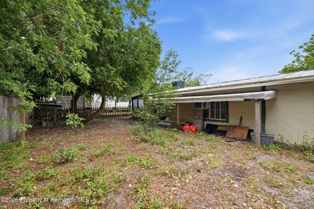 11129 Pine Tree Lane, Port Richey, FL 34668