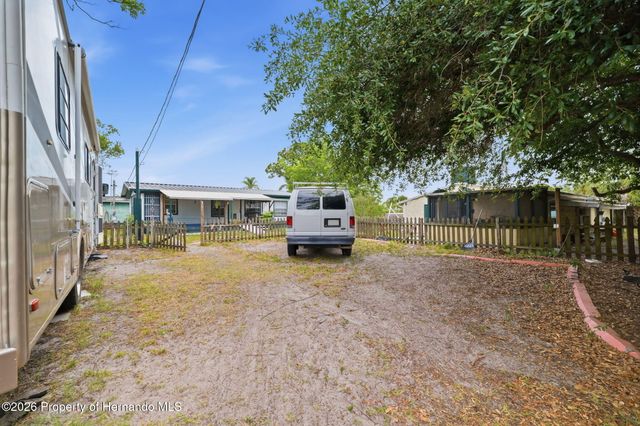 11129 Pine Tree Lane, Port Richey, FL 34668