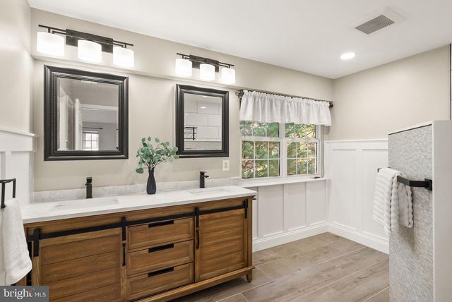 43229 CAVELL CT, Leesburg, VA 20176