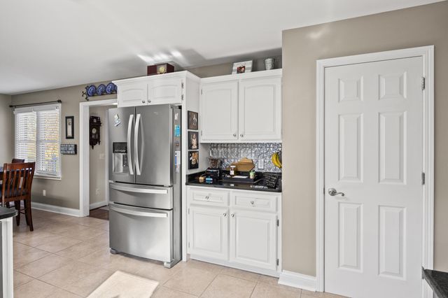 891 W Count Fleet Circle, Danville, KY 40422