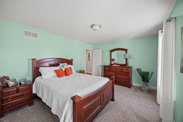 891 W Count Fleet Circle, Danville, KY 40422