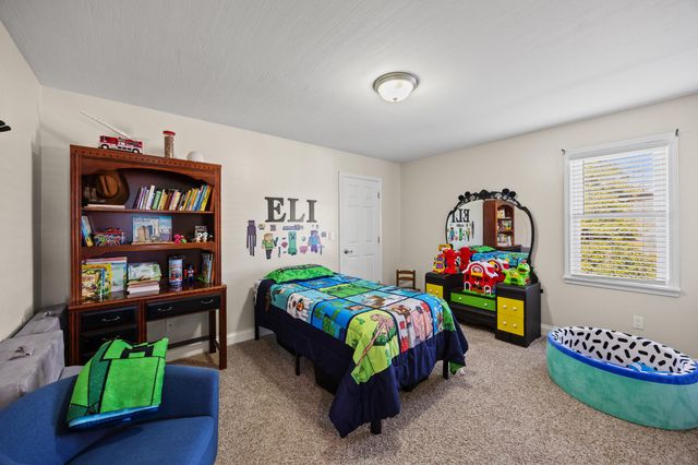 891 W Count Fleet Circle, Danville, KY 40422