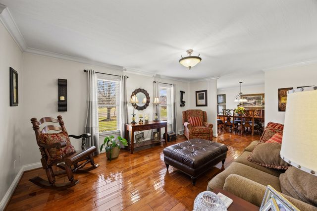 891 W Count Fleet Circle, Danville, KY 40422