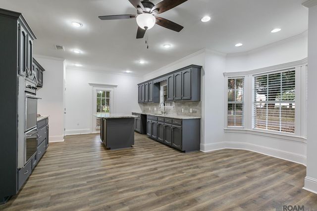 308 S Jefferson Ave, Port Allen, LA 70767