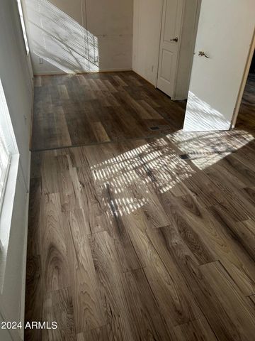 16005 N 32 nd Street 157, Phoenix, AZ 85032