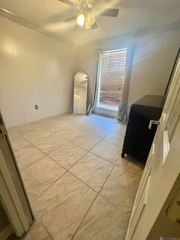 2217 N Little John Ave, Baton Rouge, LA 70814