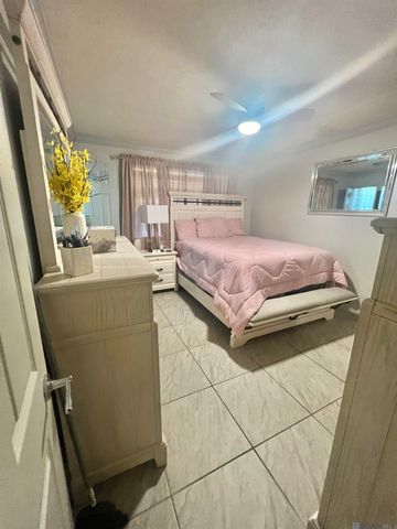 2217 N Little John Ave, Baton Rouge, LA 70814