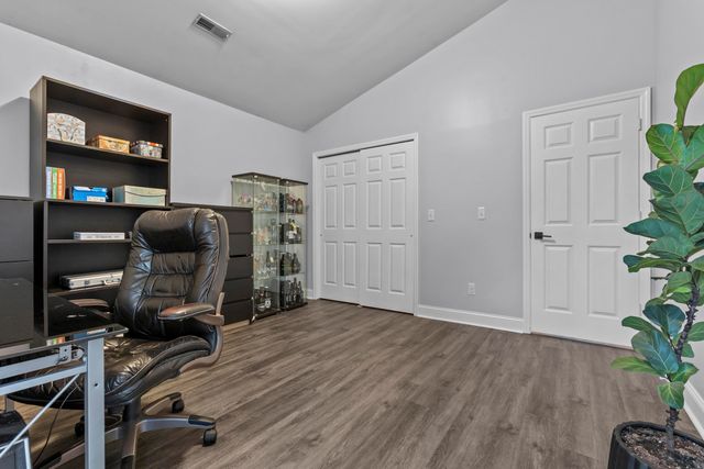 2804 Sullivans Trace, Lexington, KY 40511