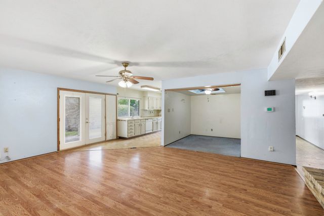 2909 Flagstone Drive, Garland, TX 75044