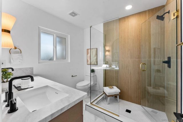 958 Berkshire Ct, Escondido, CA 92025