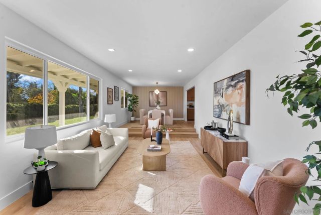 958 Berkshire Ct, Escondido, CA 92025