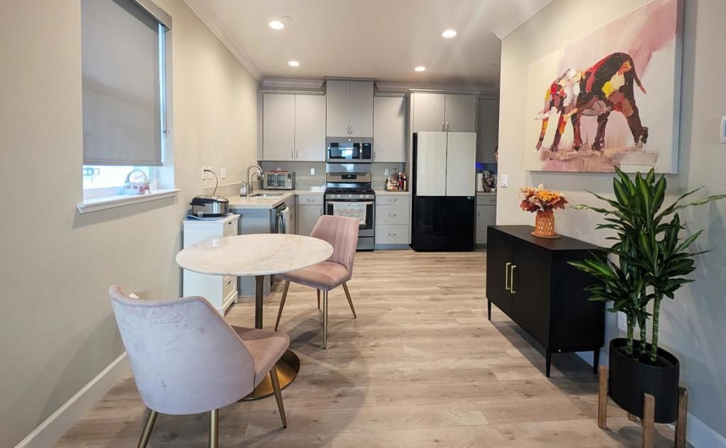 2733 Sorano 7, San Jose, CA 95111