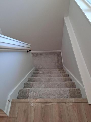 402 Village LANE, Ripon, WI 54971