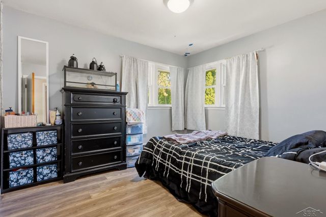 2222 Plainview Drive, Saginaw, MI 48603