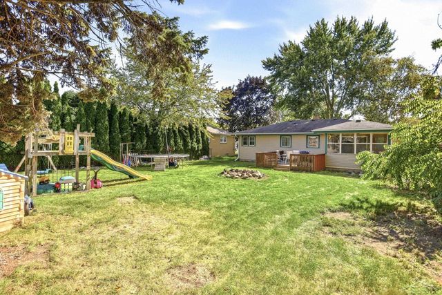 2222 Plainview Drive, Saginaw, MI 48603