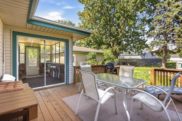 2222 Plainview Drive, Saginaw, MI 48603