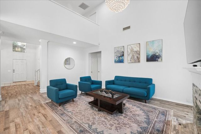 2308 Aberdeen Avenue, Mckinney, TX 75072