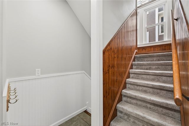 1228 Andrews Avenue, Lakewood, OH 44107