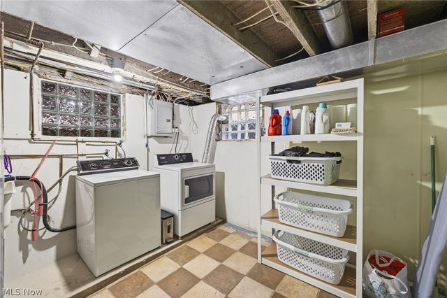 1228 Andrews Avenue, Lakewood, OH 44107