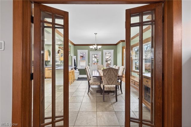 1228 Andrews Avenue, Lakewood, OH 44107