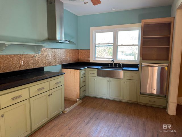 310 S Pensacola Avenue, Atmore, AL 36502