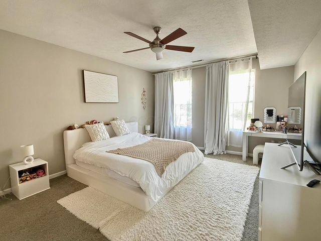 5182 Horseshoe Falls Drive, Dublin, OH 43016