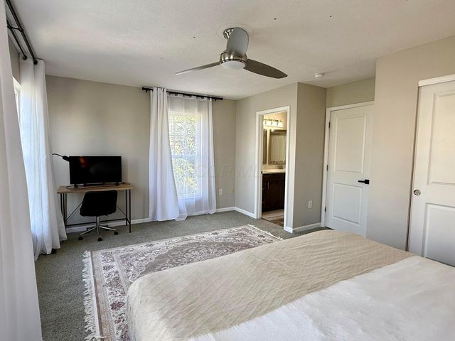 5182 Horseshoe Falls Drive, Dublin, OH 43016