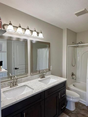 5182 Horseshoe Falls Drive, Dublin, OH 43016