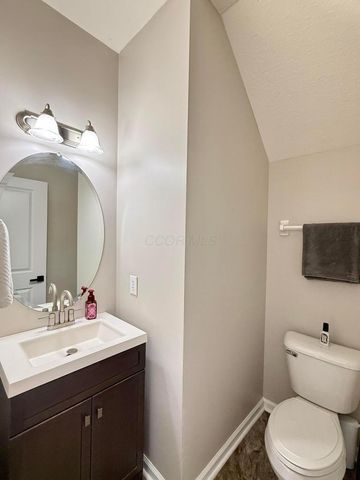5182 Horseshoe Falls Drive, Dublin, OH 43016