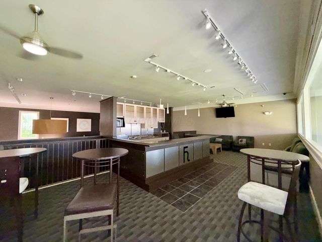 5182 Horseshoe Falls Drive, Dublin, OH 43016