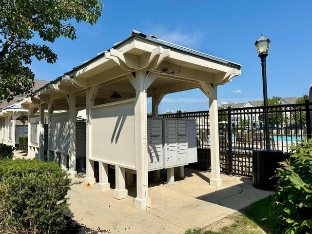 5182 Horseshoe Falls Drive, Dublin, OH 43016