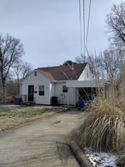 304 FREDORA AVE, Columbia, MO 65203